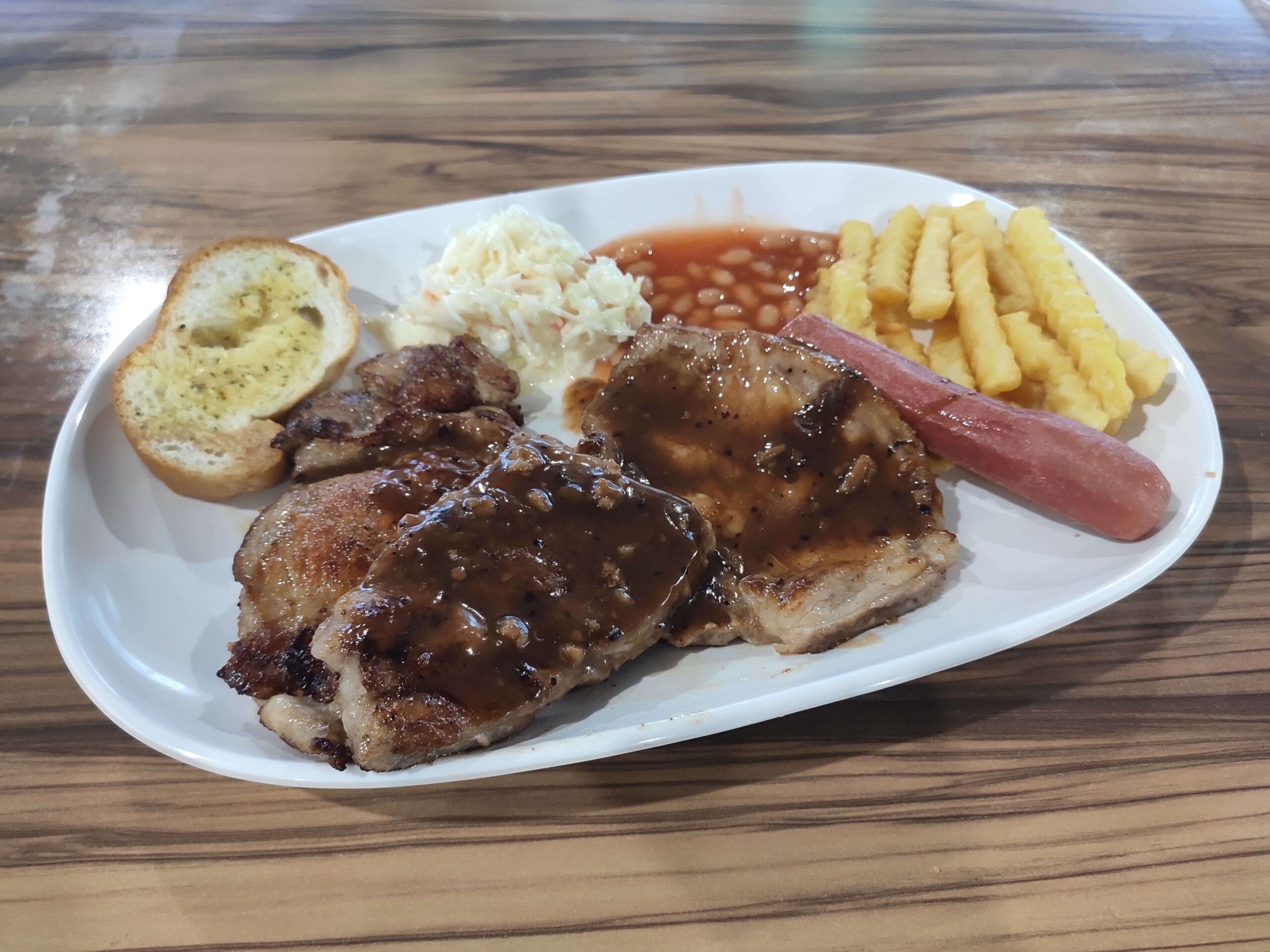 Oikos Western Delight: Mixed Grill